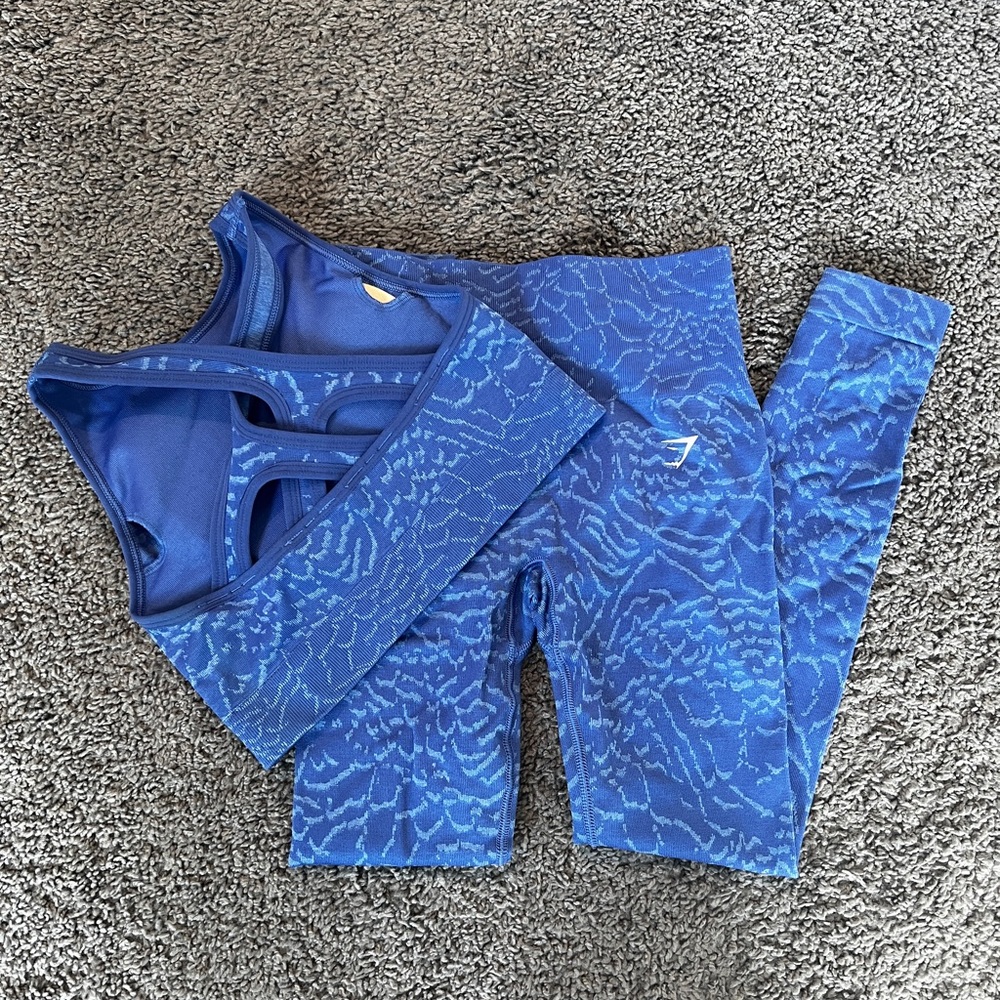 Gymshark Blue Workout Set - Picture 2 of 2